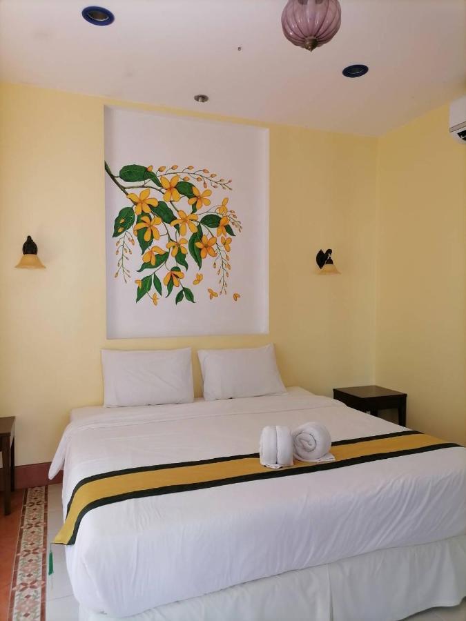 Baanmontra Beach Resort - Bankrut Exteriör bild