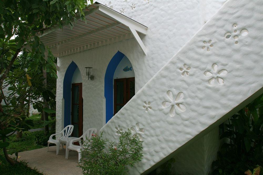 Baanmontra Beach Resort - Bankrut Exteriör bild